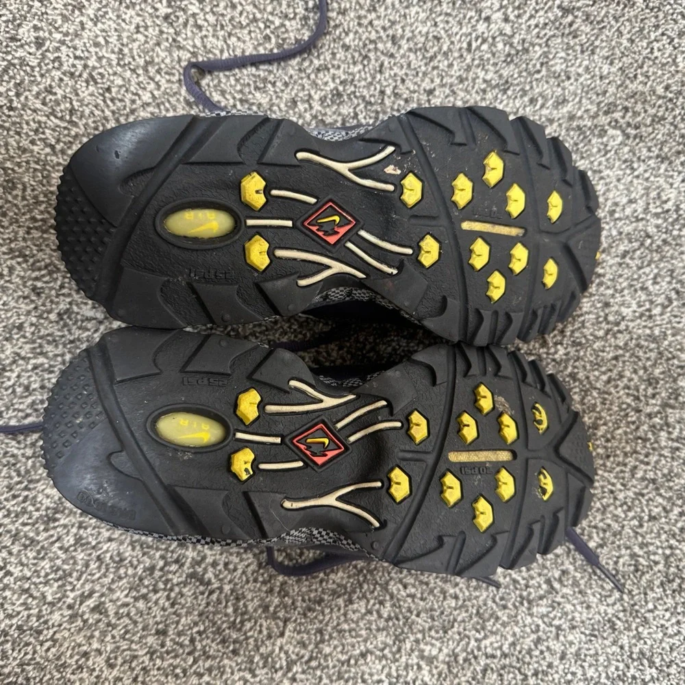 Nike Air Terra Triax Woman’s Trail Running Shoes Size7 Gray Black Yellow Vintage